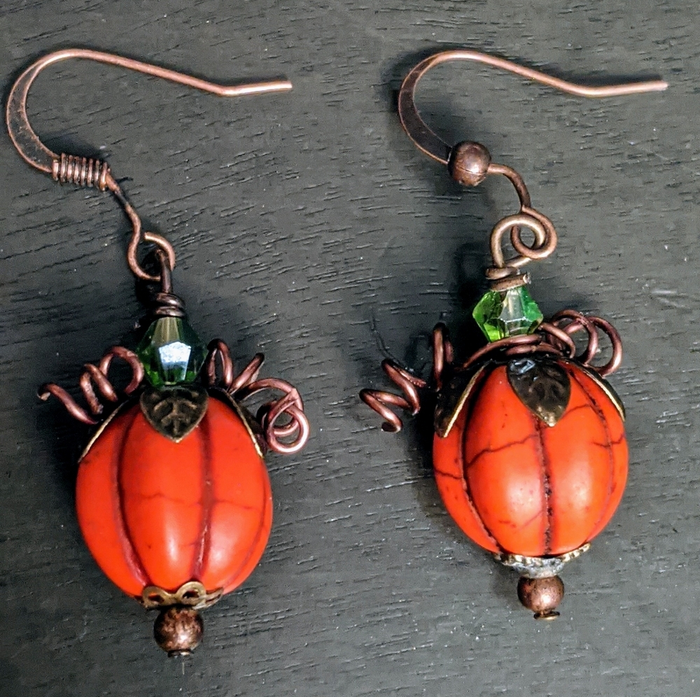 Pumpkin drop earrings - Picture 3 of 3